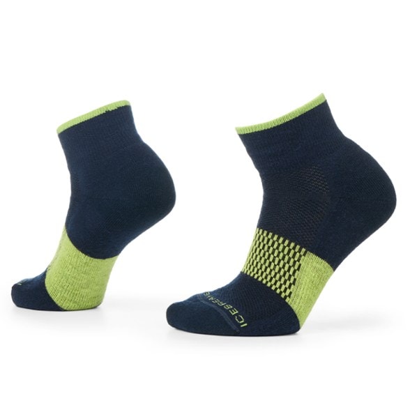 Side view of IceTrail Light Mini men's socks with breathable knit and reinforced heel