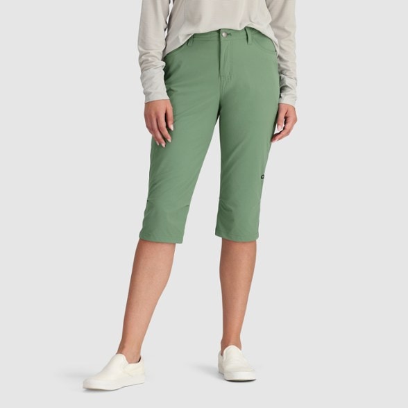 Side view of Ferrosi women's capris showing tapered leg and quick-dry fabric, ideal for summer hiking