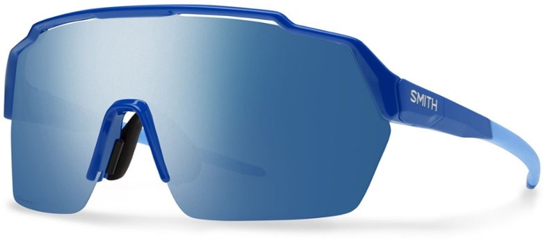 Smith Shift Split MAG sunglasses showcasing their sleek design and photochromic lenses.