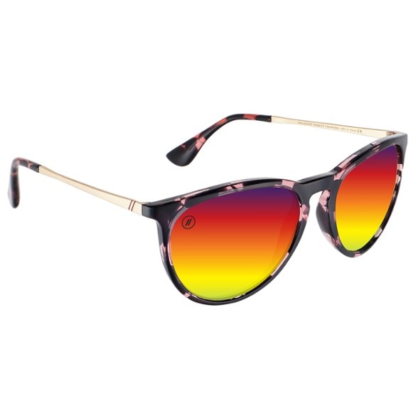 Front view of stylish round polarized sunglasses showcasing the sleek design.