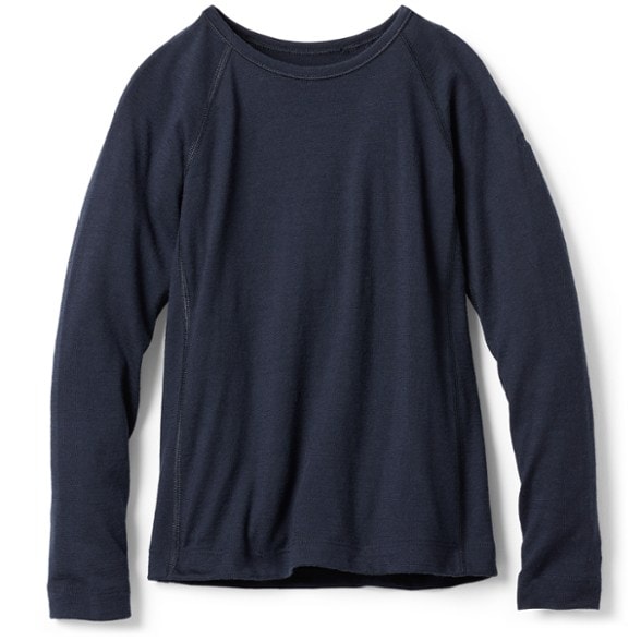 Front view of the Oasis Merino Wool Base Layer Top for Kids, showcasing its soft fabric and flatlock seams.