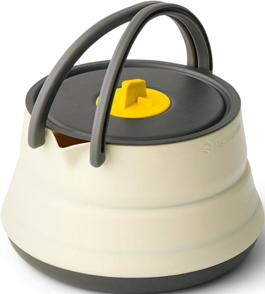 Front view of the Frontier Ultralight Camping Kettle highlighting its collapsible feature and silicone material.