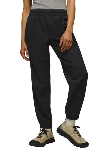Front view of women's Adventure Ready E-Waist Joggers in action during a hiking trip.