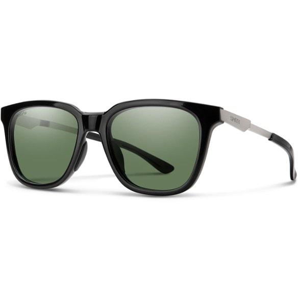Front view of Roam X1 ChromaPop polarized sunglasses highlighting stylish polarized sunglasses for men and women