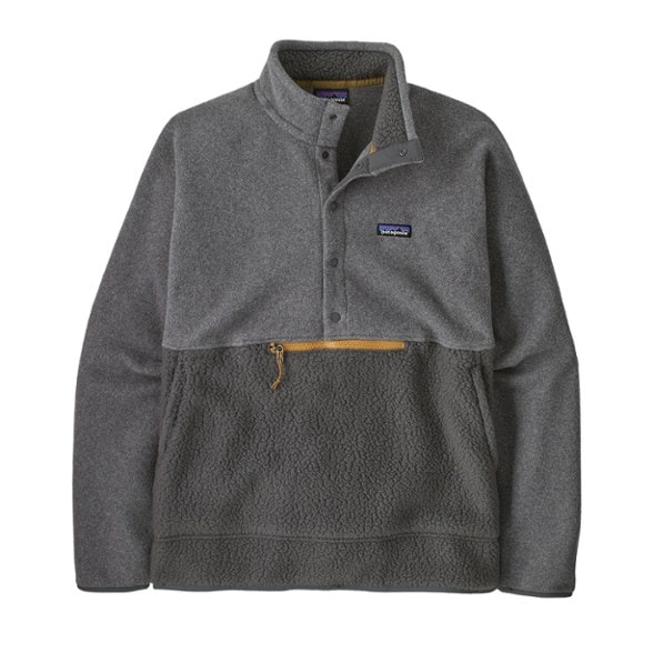Front view of the men's Patagonia Retro Fleece Half-Snap Pullover in grey, highlighting the fleece texture.