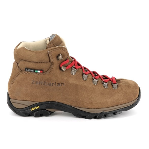 Close-up of TrailPro GTX women's hiking boot showcasing tumbled leather upper and reinforced lace system