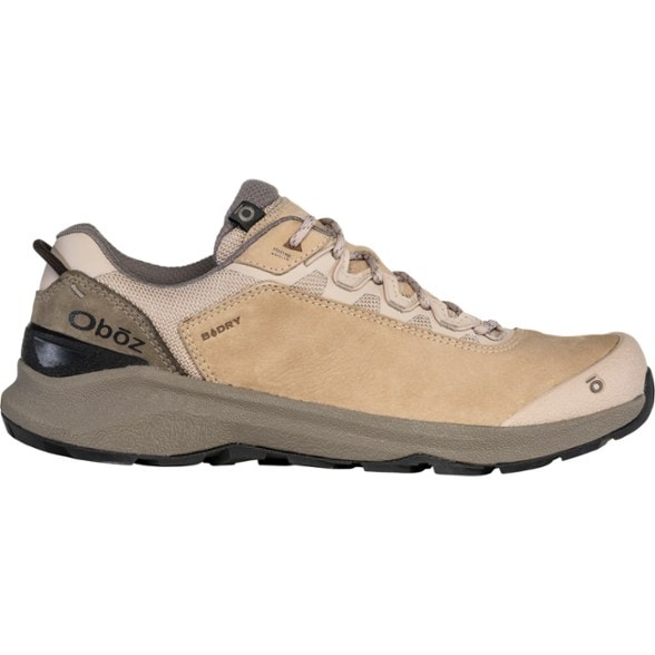 Cottonwood Low B-DRY hiking shoes with a focus on the durable leather upper