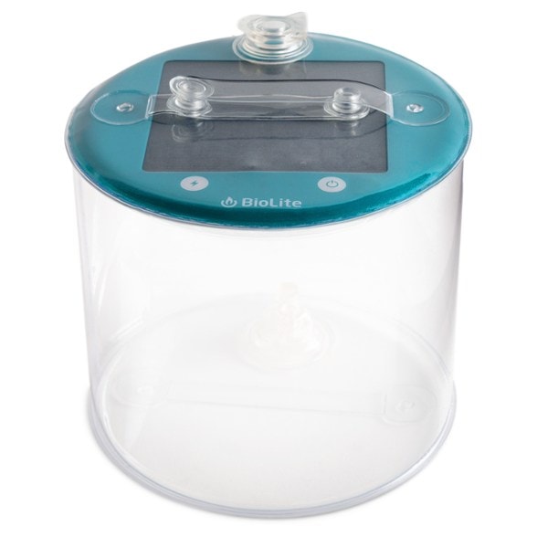 Luci Solar Glow 2.0 Lantern illuminated at night during camping.