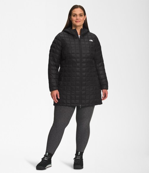 Front view of the eco-friendly insulated parka for women, showcasing its stylish design.