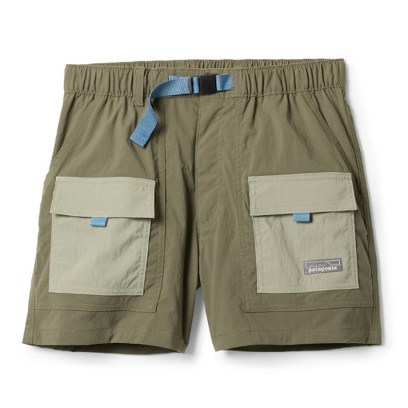 Front view of women's hiking shorts with pockets, perfect for outdoor activities.