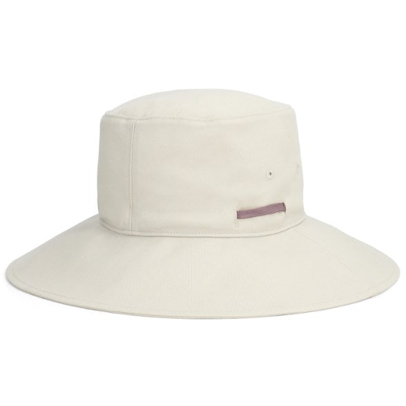 Mojave II Women's Sun Hat showcasing its wide brim and adjustable chin cord in a sunny outdoor setting.