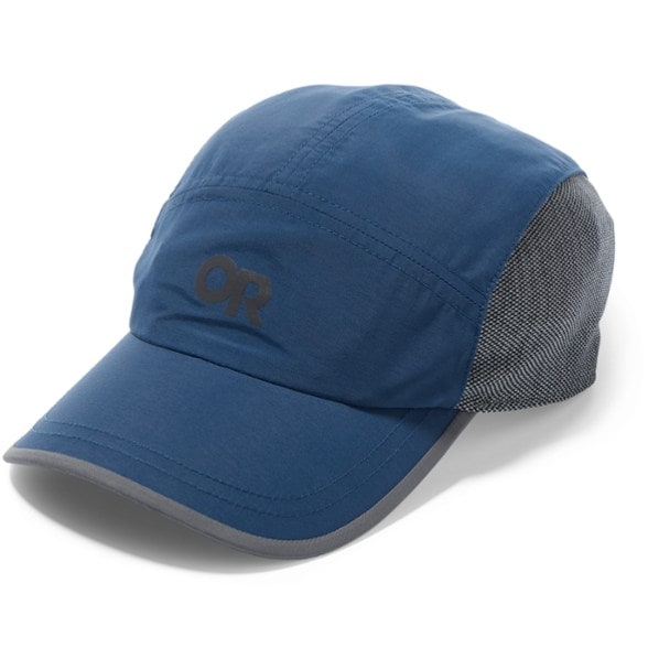 Front view of the TrailSwift Pro Cap showing shaped brim and breathable mesh for climbing performance.