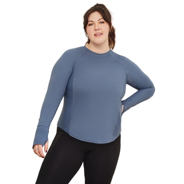 Front view of the Oya Femtech Cooling Performance Top for women, showcasing its lightweight fabric.