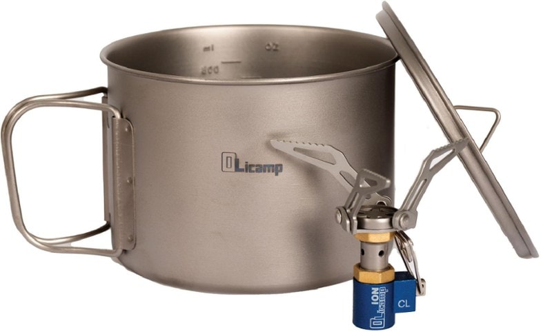 OliCamp Ion ultralight stove in action during a camping trip.