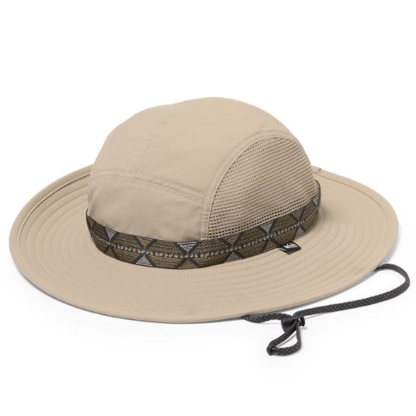 Ultimate Sahara Adventure Hat in outdoor setting, showcasing sun protection features.