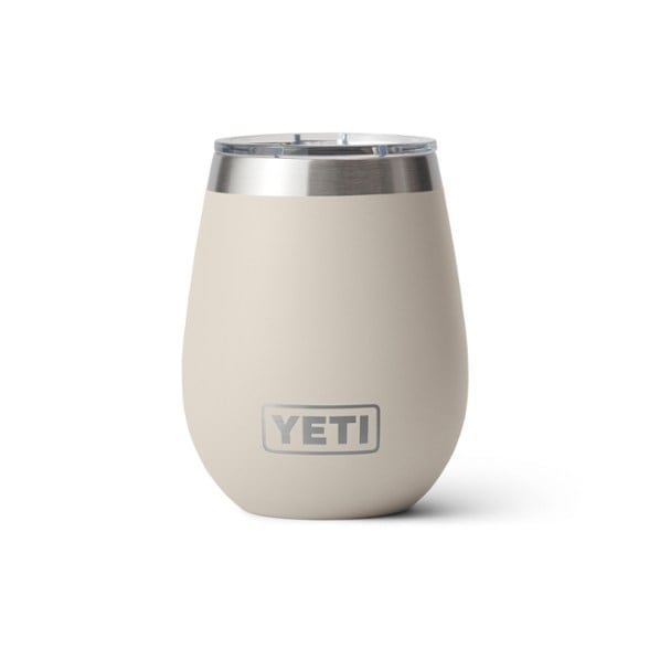 YETI Rambler Vacuum Wine Tumbler showcasing its smooth MagSlider lid outdoors.