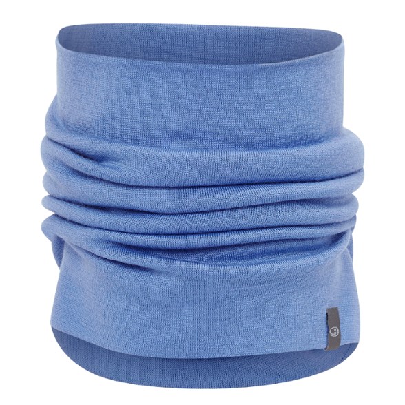 Merino wool neck gaiter in action, worn as a face mask during outdoor activities.