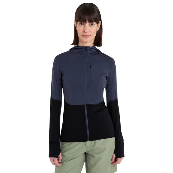 Close-up of Icebreaker Women's Merino Fusion Long Sleeve Hoodie highlighting fabric texture.