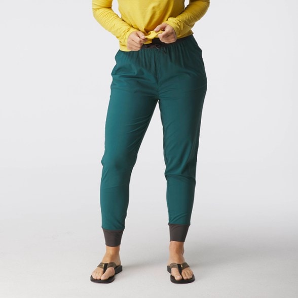 Front view of women's joggers featuring quick-dry fabric and sun protection clothing for outdoor use
