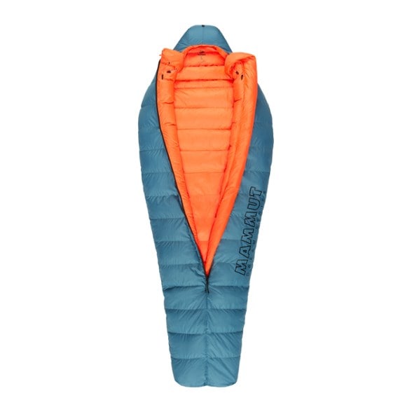 Cozy interior of the Mammut Comfort Down sleeping bag, designed for winter camping.