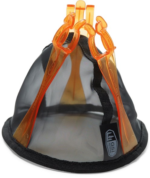 Compact ultralight coffee maker attached to a camping mug