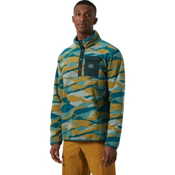Front view of Maridalen Adventure Fleece Pullover for Men, showcasing its stylish high collar and snap placket.