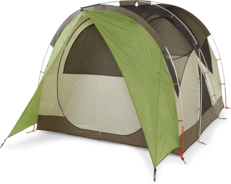 REI Wonderland 4 tent with spacious interior for family camping