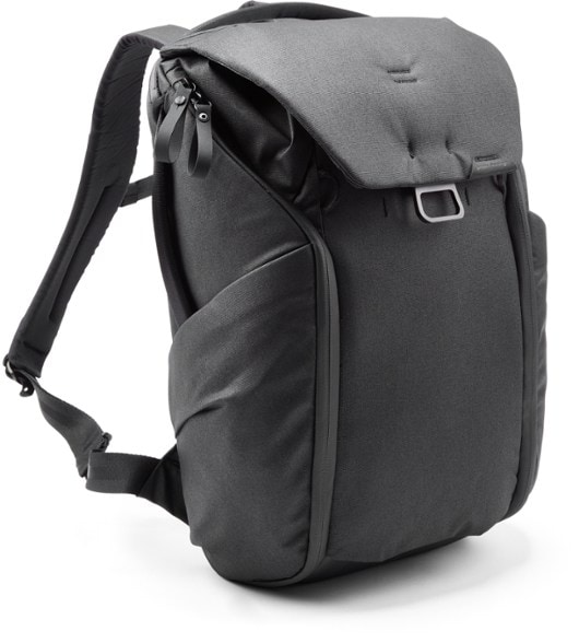 Peak Design Everyday Backpack 20L showing ergonomic side access and organizational pockets.