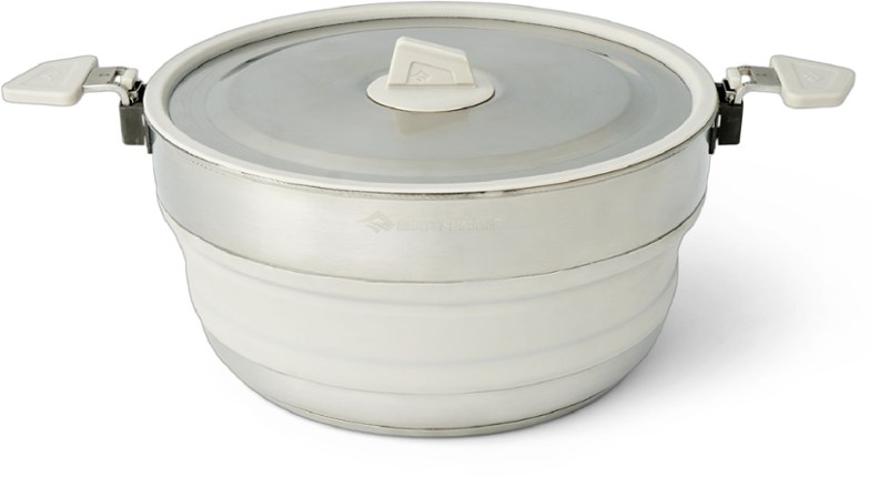 Top view of TrailMate 5 liter collapsible pot showcasing stainless steel finish and collapsible silicone sides