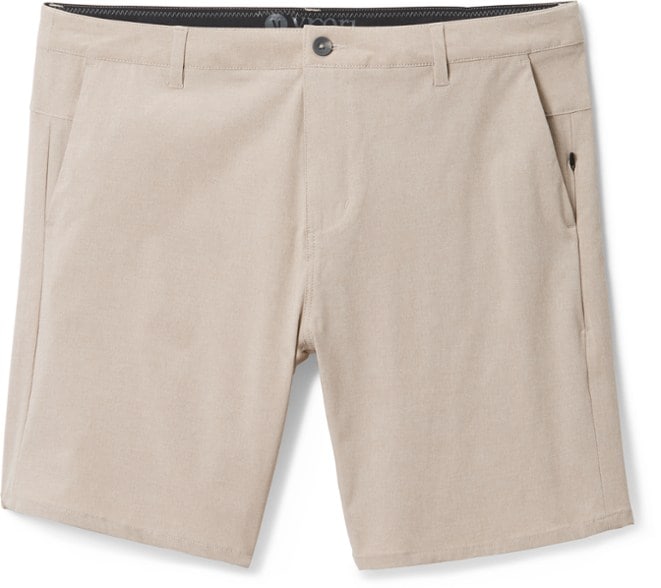 Front view of Vuori Aim Men's Travel Shorts highlighting pockets and design