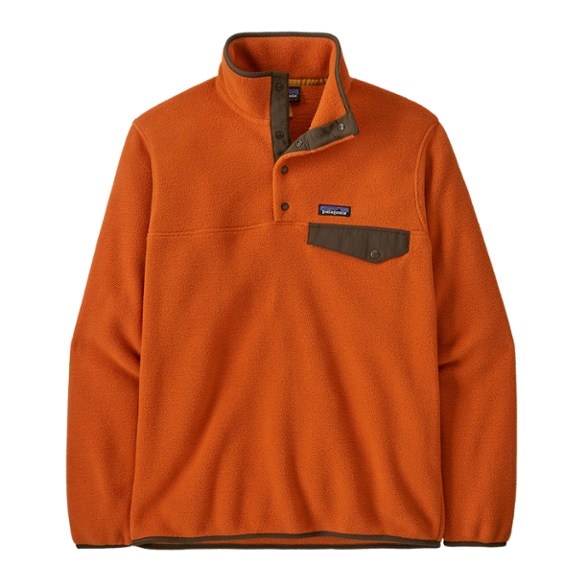 Front view of the men's lightweight fleece pullover worn during a trail hike