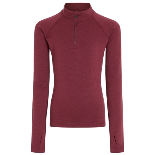 Kids wearing the warm kids long sleeve thermal top during winter sports.