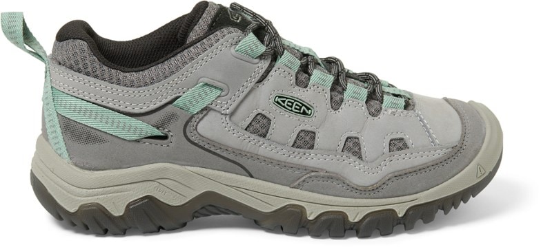 KEEN Targhee IV Vent Women's Hiking Shoes showcasing breathable design and durable materials.