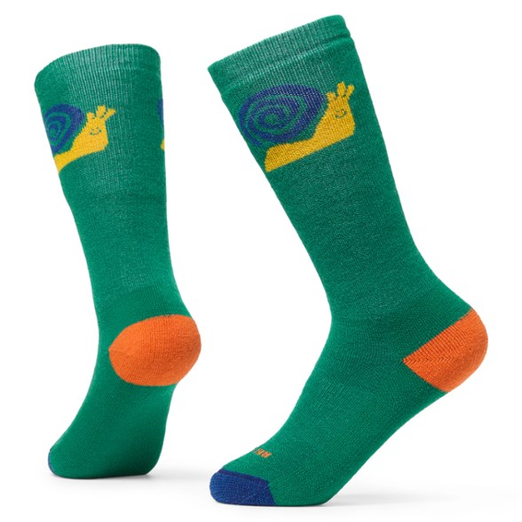 Cozy Trails Merino Wool Crew Socks for Kids, showcasing the seamless toe and light cushion design.