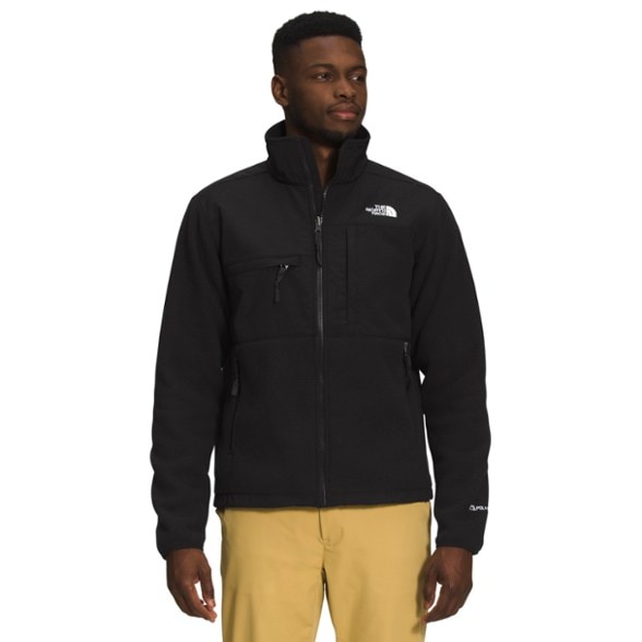 Front view of North Face Denali jacket men's fleece jacket highlighting heavy-duty overlays and zippered pockets
