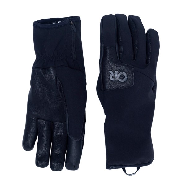 Close-up of StormTracker Elite gloves showcasing touchscreen compatibility and leather grip.