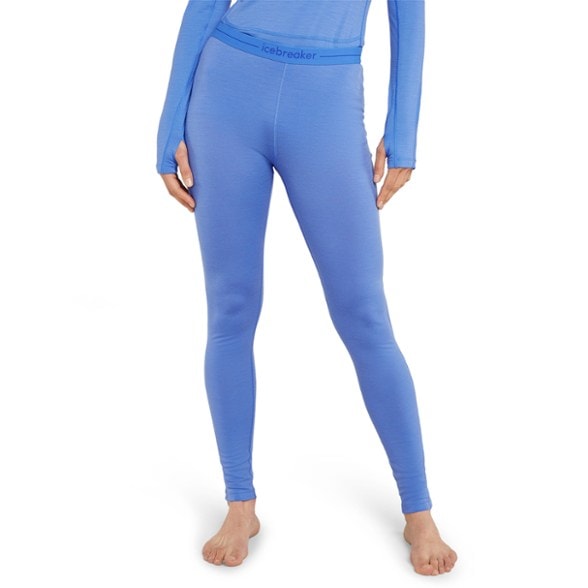 Icebreaker Women's Merino 200 Oasis Thermal Leggings close-up showing soft fabric and flatlock seams.