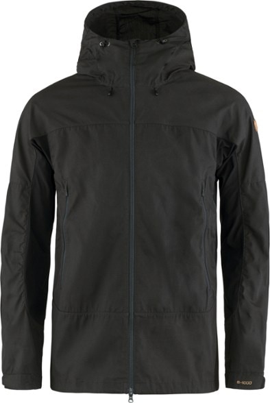 Fjallraven Abisko Lite Men's Trekking Jacket in action on a summer hike, showcasing breathability and comfort.