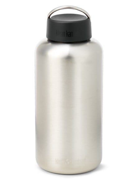 Eco-friendly stainless steel water bottle with Loop cap from multiple angles.