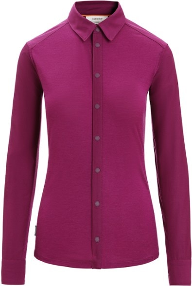 Front view of the women's merino wool hiking long sleeve top, showcasing its stylish design.