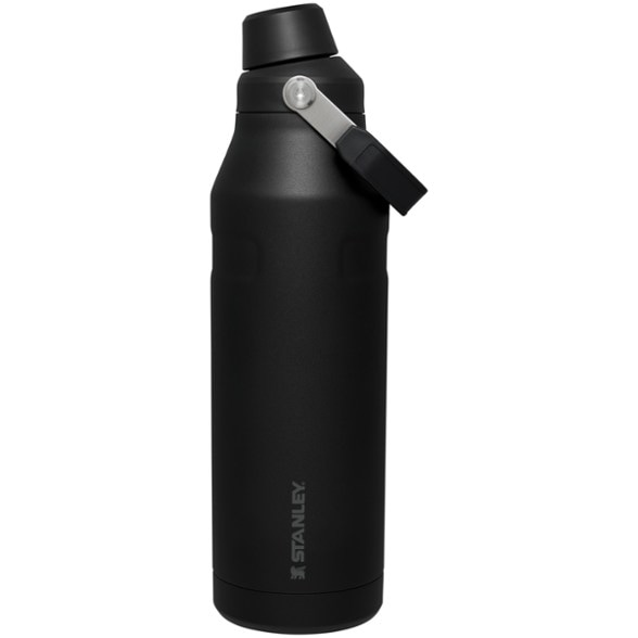 AeroLight vacuum water bottle with a wide mouth lid, perfect for workouts.