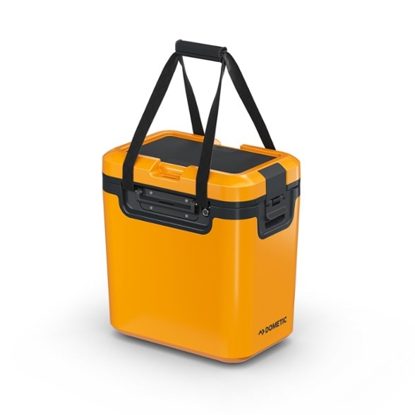 Versatile 16L camping cooler with spigot on a picnic table