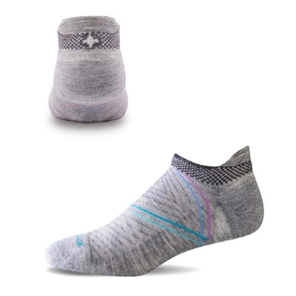 Close-up of TrailFlex Pulse women's socks showing firm arch compression and seamless toe
