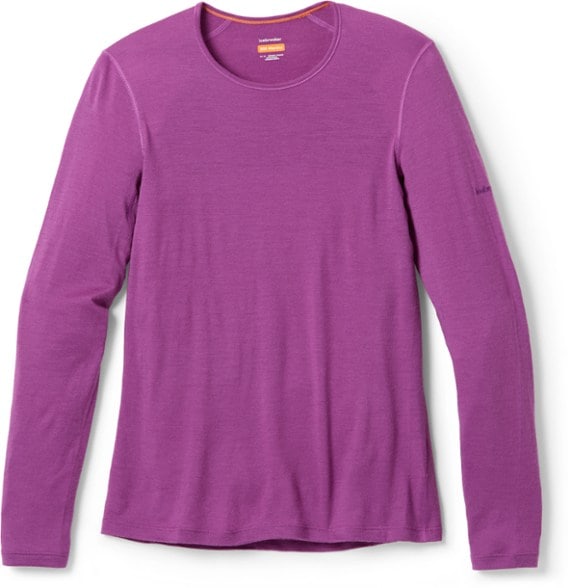 Front view of Women's Merino 200 Oasis Long-Sleeve Thermal Top, highlighting its soft merino fabric and stylish design.