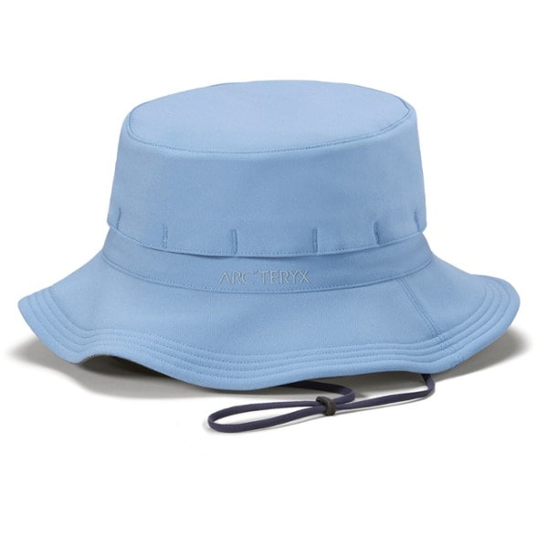 Side view of Arc'teryx Cranbrook wide brim sun hat showing adjustable cinch and breathable mesh for hiking gear