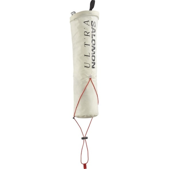 Salomon Custom Quiver Pro attached to hydration vest, demonstrating easy access to poles.