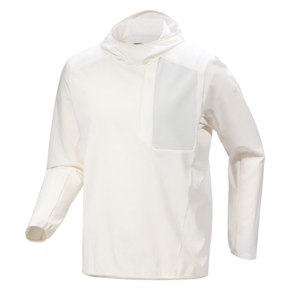 Sima men's packable pullover hoodie in action during a hike, showcasing its breathable fabric.