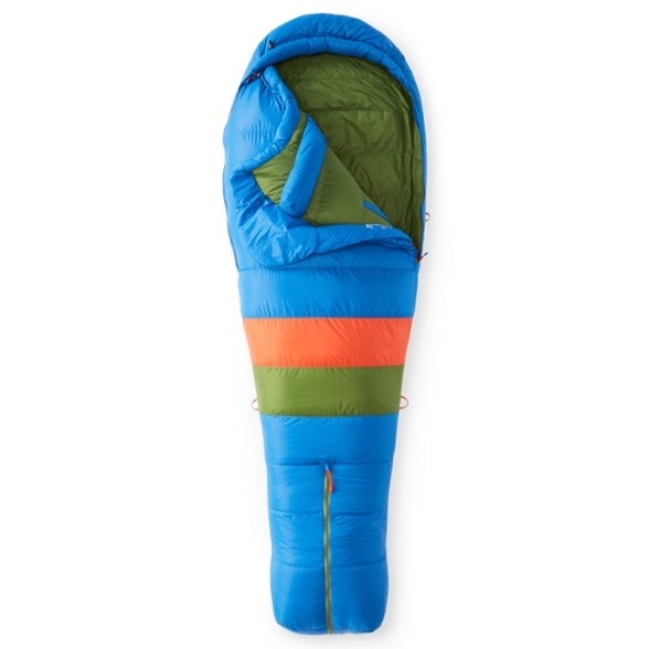 Marmot Sawtooth 15° sleeping bag with dual side zippers for easy access.