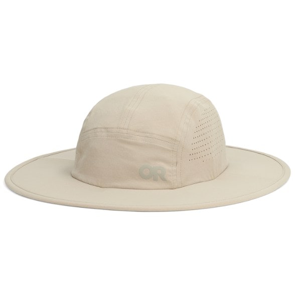 Front view of TrailGuard BreezeFit UPF hat showing wide brim and close-fit crown – ideal sun hat for outdoor use.