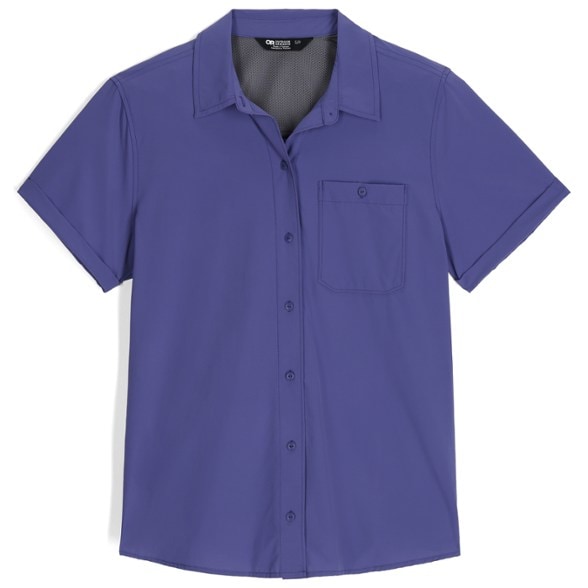 Front view of SummitGlow women's hiking shirt showcasing lightweight UPF clothing for outdoor use